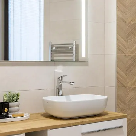 Luxury 2br - Old Town Center Apartamento